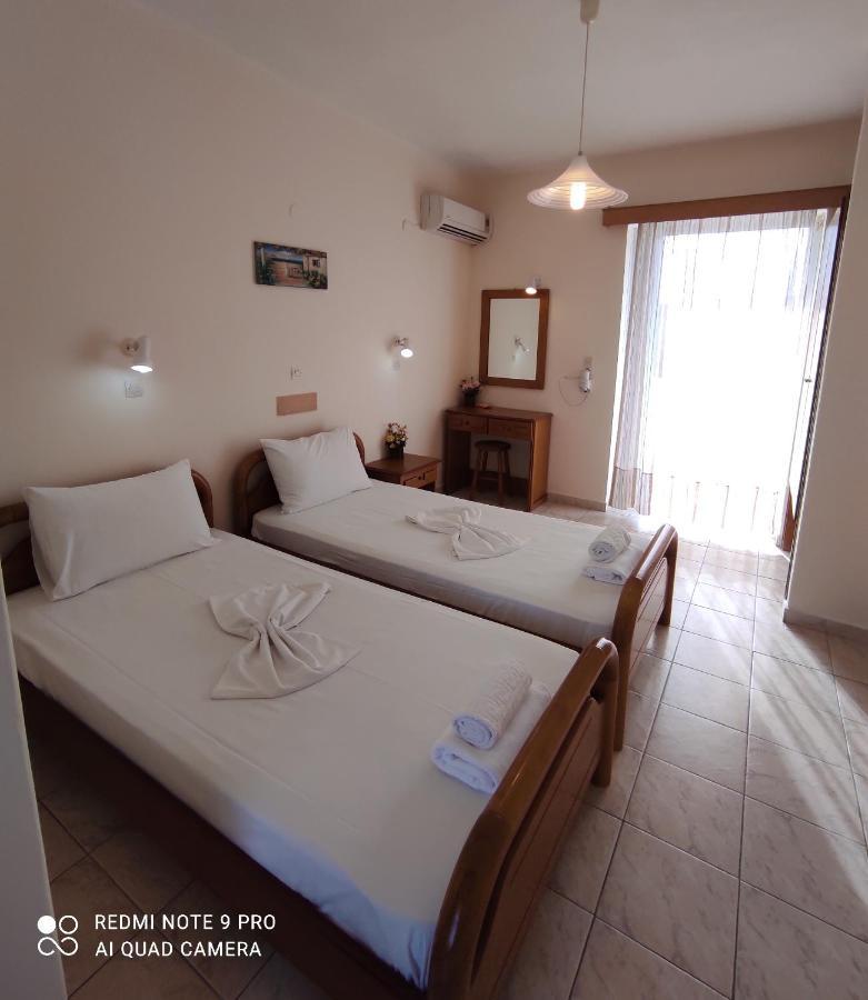 Nikos 2 Studios & Apartments Kardamena  ภายนอก รูปภาพ