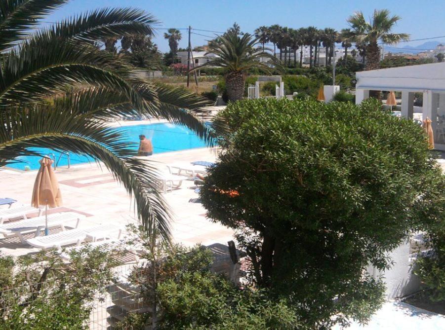 Nikos 2 Studios & Apartments Kardamena  ภายนอก รูปภาพ