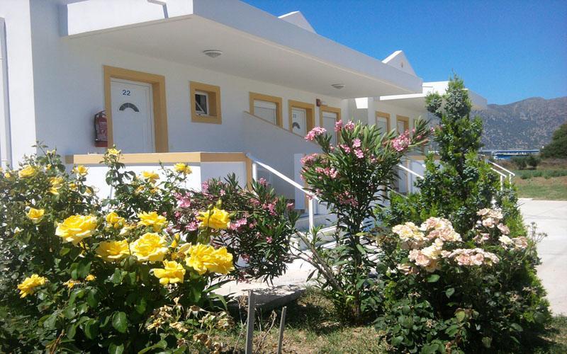 Nikos 2 Studios & Apartments Kardamena  ภายนอก รูปภาพ