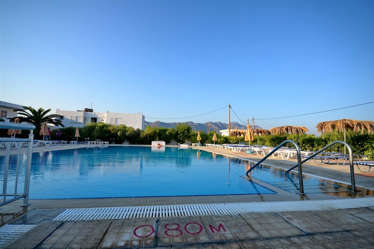 Nikos 2 Studios & Apartments Kardamena  ภายนอก รูปภาพ